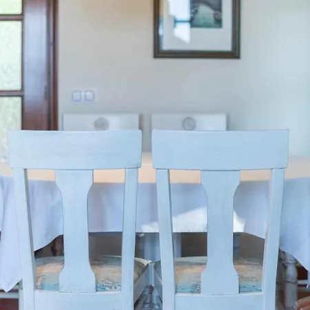 Locus Amoenus Holiday home *